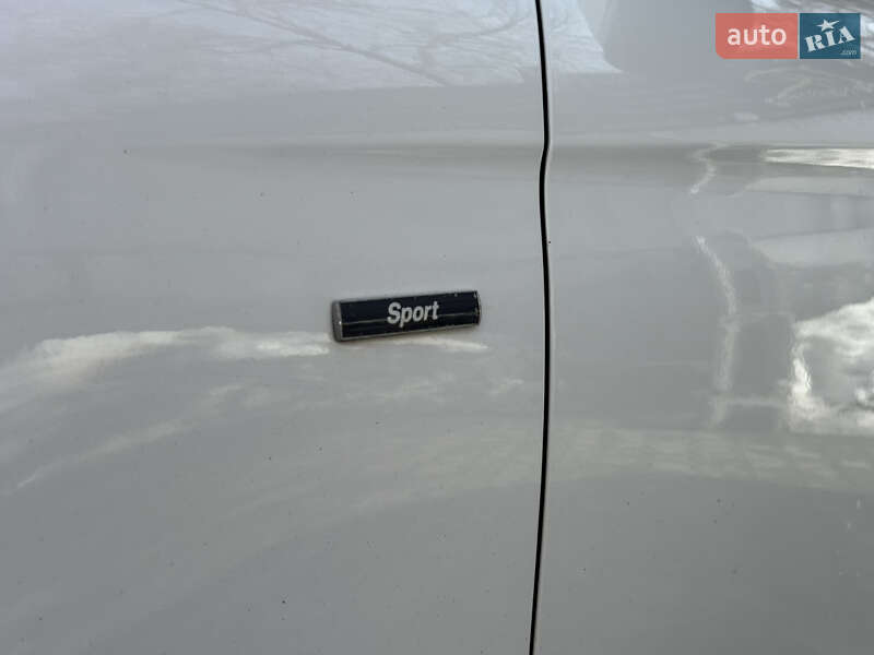 Седан BMW 3 Series 2012 в Киеве