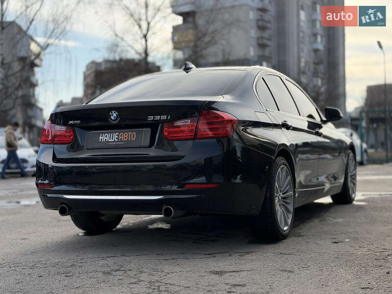 Седан BMW 3 Series 2015 в Шептицькому
