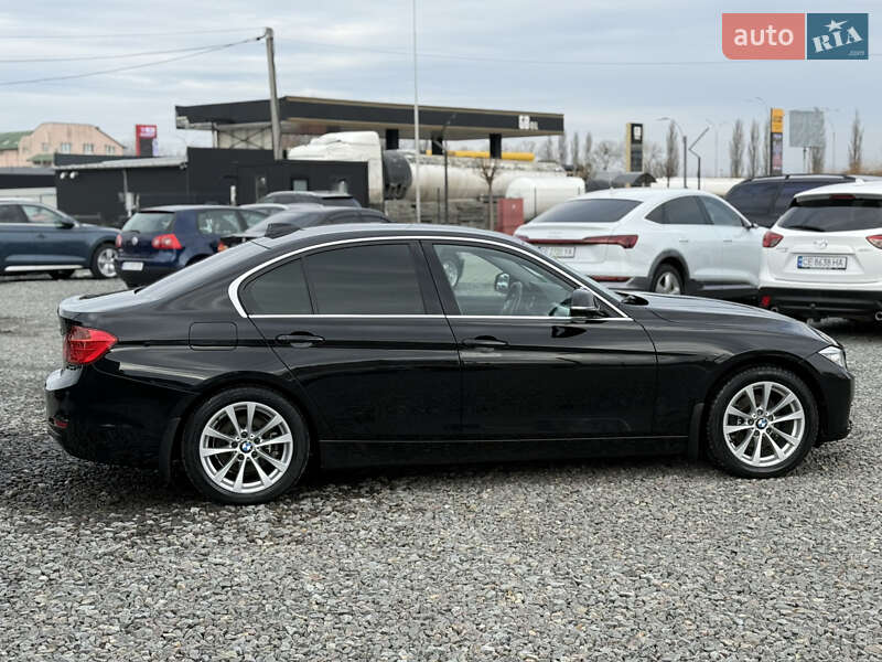 Седан BMW 3 Series 2013 в Черновцах
