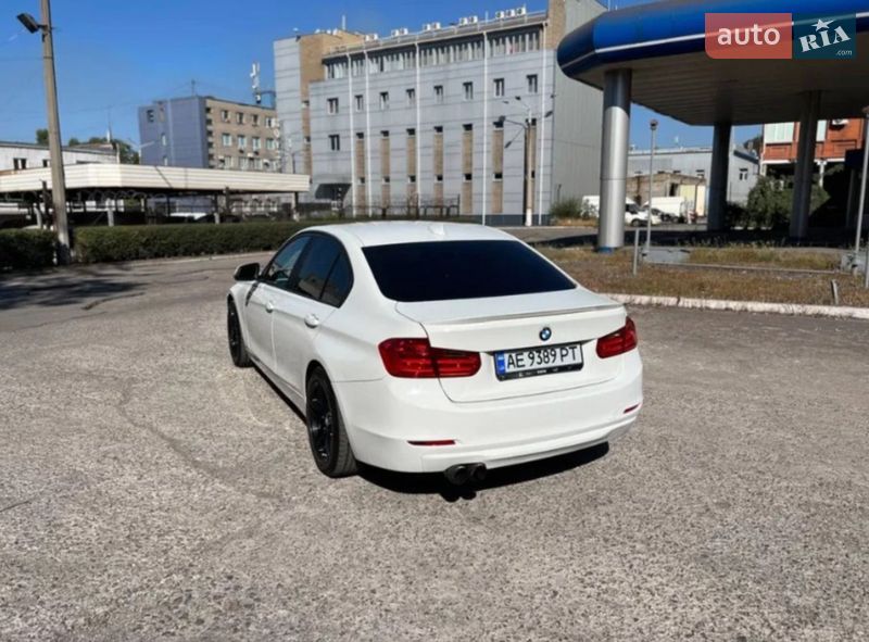 Седан BMW 3 Series 2012 в Днепре