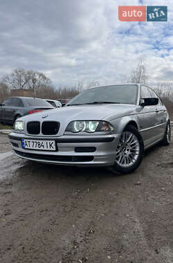 Седан BMW 3 Series 2001 в Глыбокой