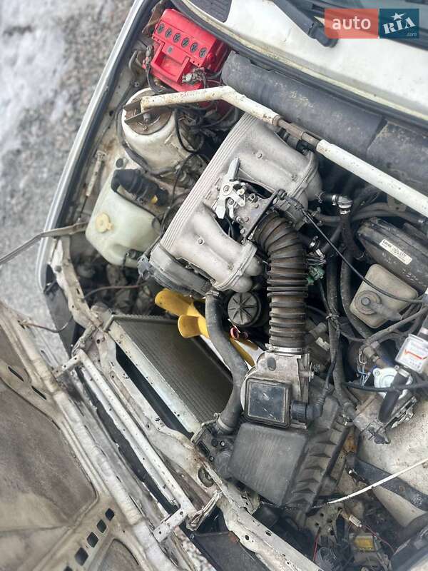 Седан BMW 3 Series 1986 в Харькове