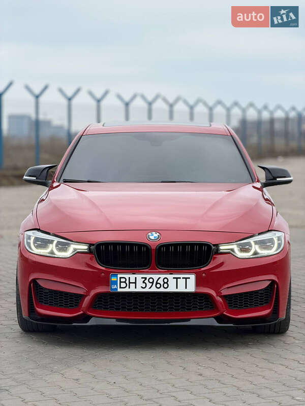 Седан BMW 3 Series 2015 в Одессе