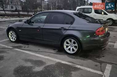 Седан BMW 3 Series 2005 в Горишних Плавнях