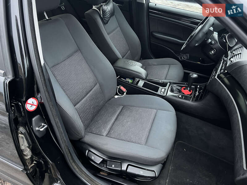 Седан BMW 3 Series 2003 в Ровно фото 15 Седан BMW 3 Series 2003 в Ровно