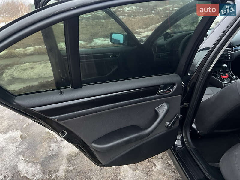 Седан BMW 3 Series 2003 в Ровно фото 19 Седан BMW 3 Series 2003 в Ровно