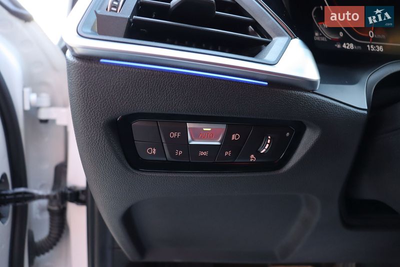 Седан BMW 3 Series 2022 в Львове