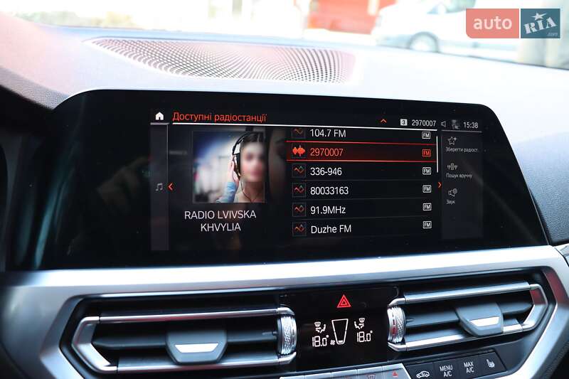 Седан BMW 3 Series 2022 в Львове