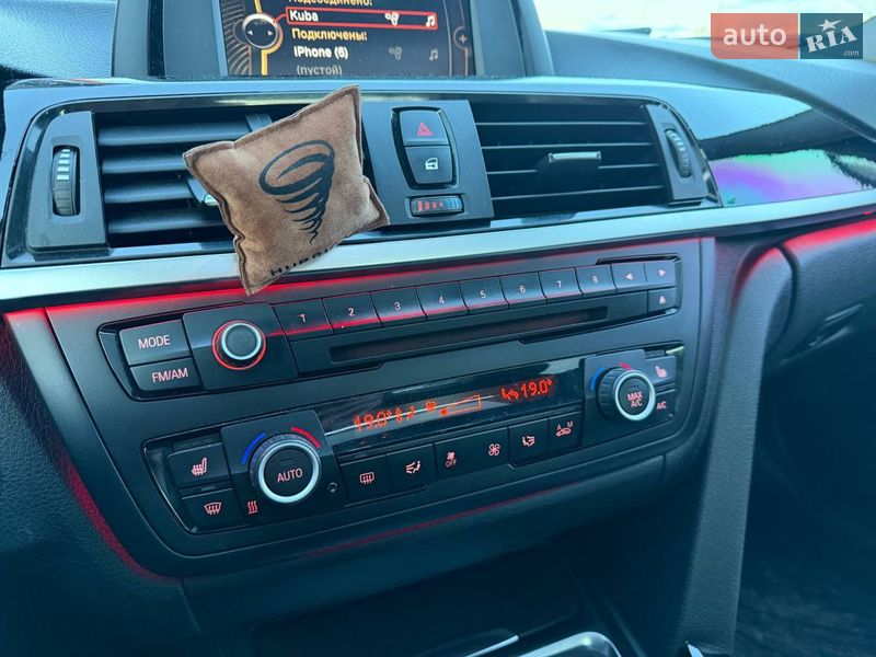 Седан BMW 3 Series 2012 в Киеве