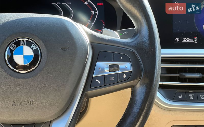 Седан BMW 3 Series 2019 в Львове