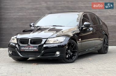 Седан BMW 3 Series 2011 в Николаеве