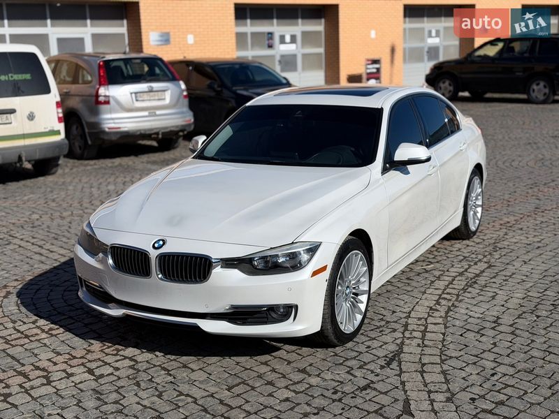 Седан BMW 3 Series 2015 в Луцке