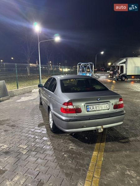 Седан BMW 3 Series 2004 в Киеве