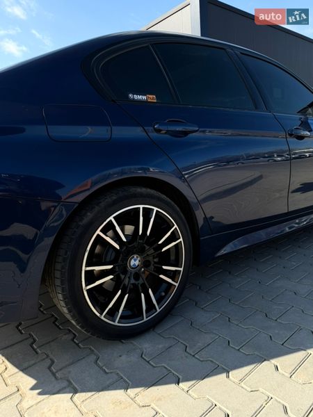 Седан BMW 3 Series 2017 в Одессе