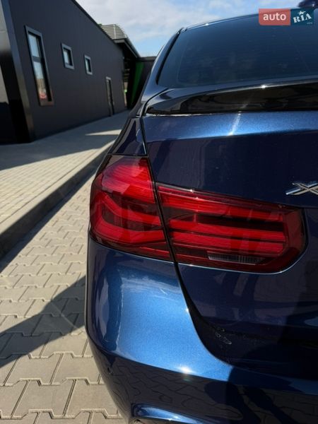 Седан BMW 3 Series 2017 в Одессе