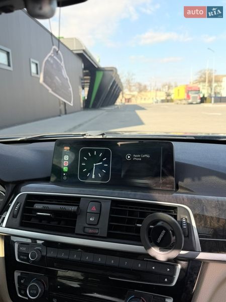 Седан BMW 3 Series 2017 в Одессе