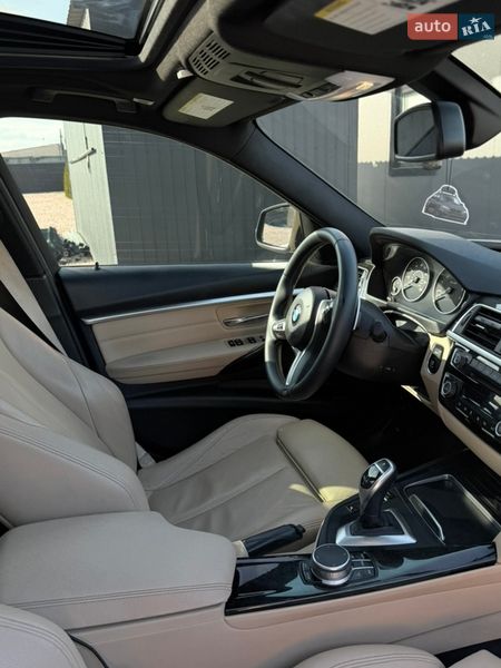 Седан BMW 3 Series 2017 в Одессе