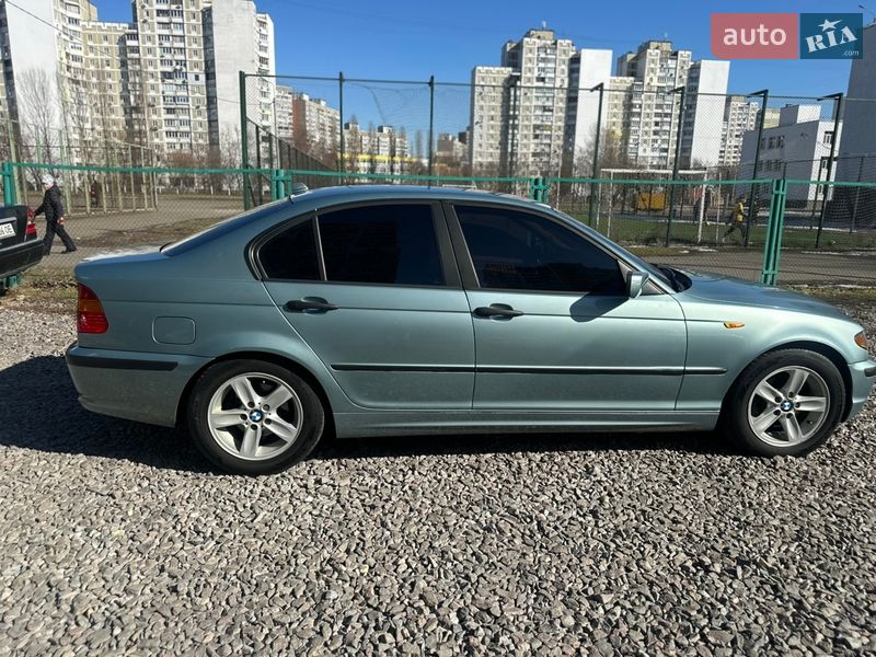 Седан BMW 3 Series 2001 в Киеве