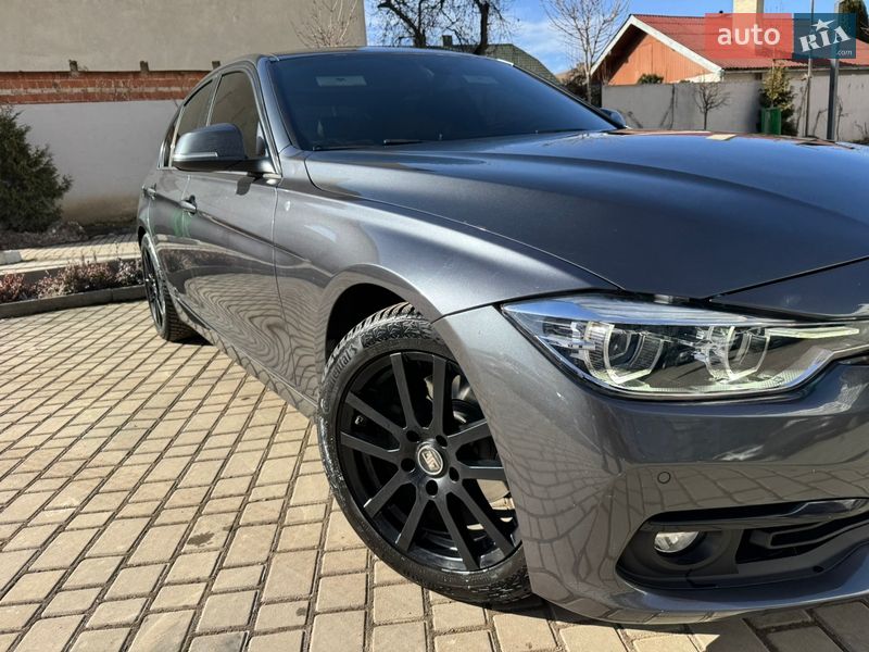 Седан BMW 3 Series 2016 в Ивано-Франковске