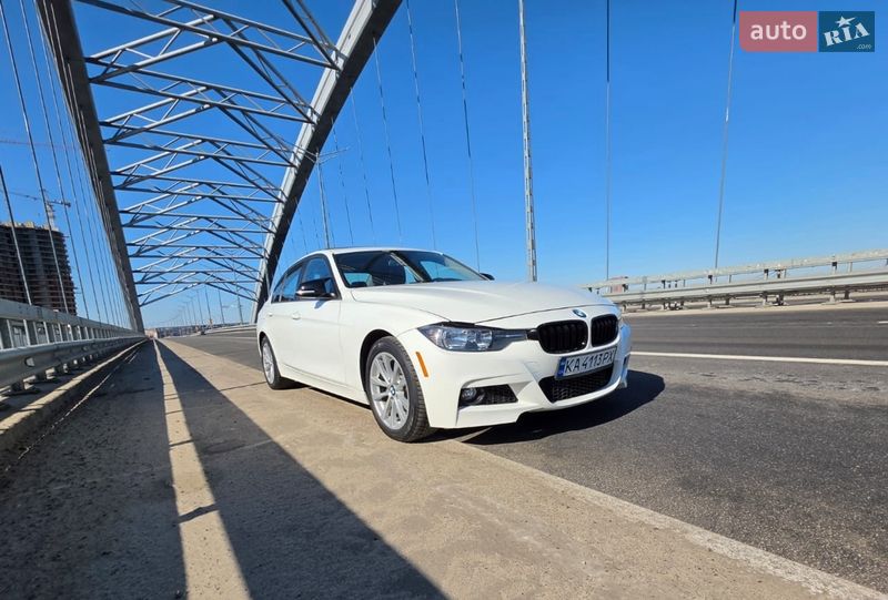 Седан BMW 3 Series 2016 в Киеве