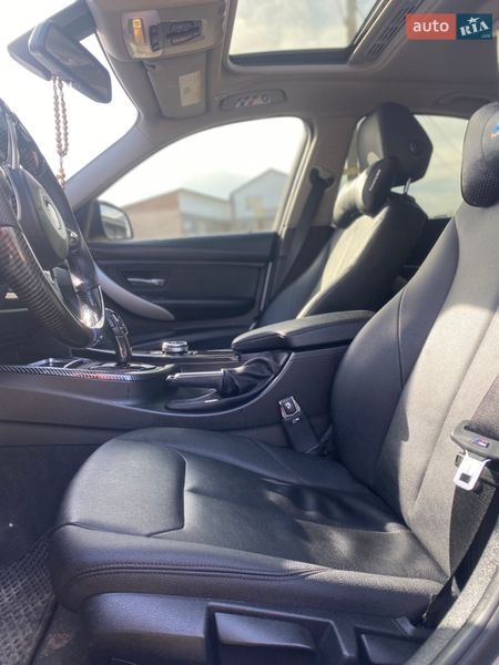 Седан BMW 3 Series 2015 в Житомире