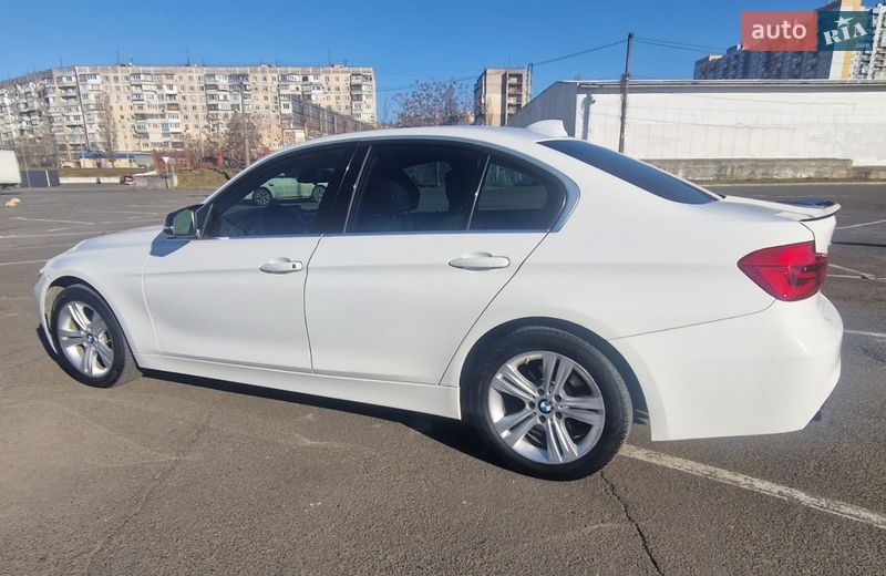 Седан BMW 3 Series 2017 в Одессе