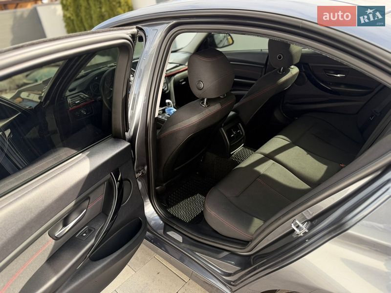 Седан BMW 3 Series 2012 в Виннице