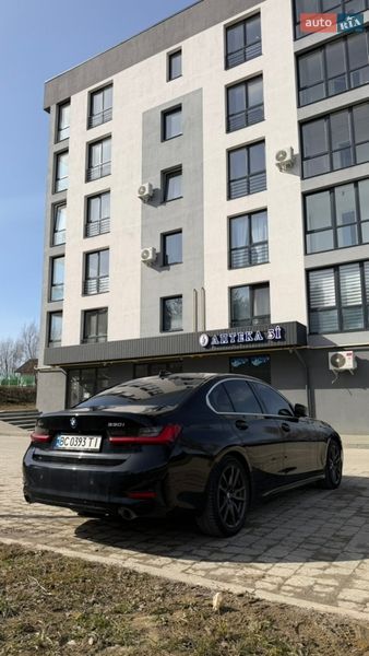 Седан BMW 3 Series 2019 в Львове