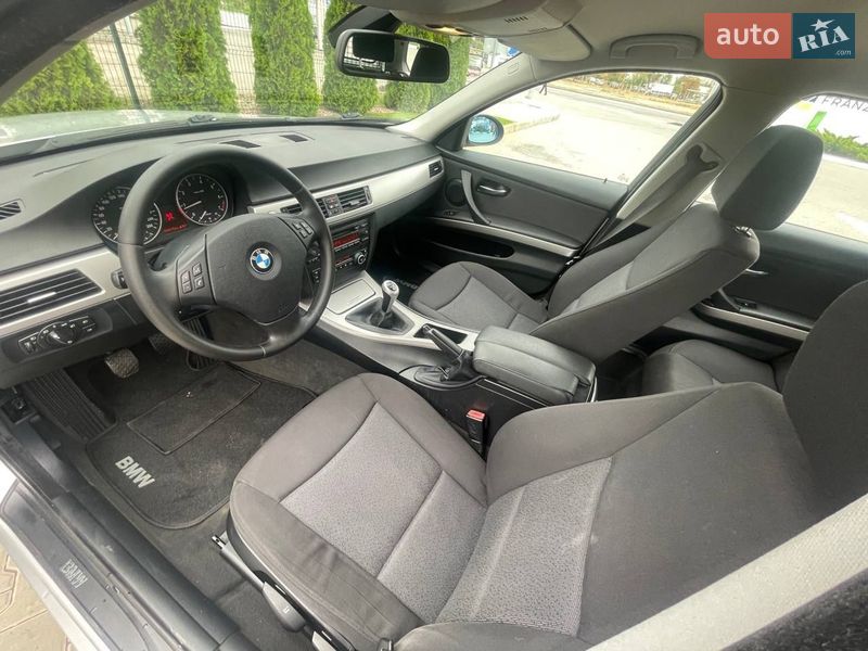 Универсал BMW 3 Series 2008 в Костополе
