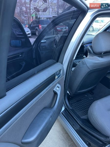 Универсал BMW 3 Series 2005 в Киеве