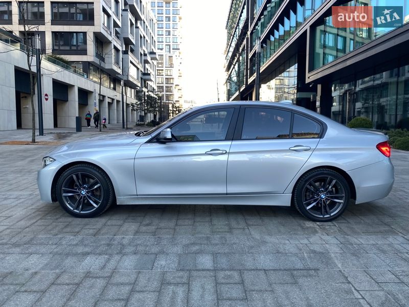 Седан BMW 3 Series 2016 в Киеве