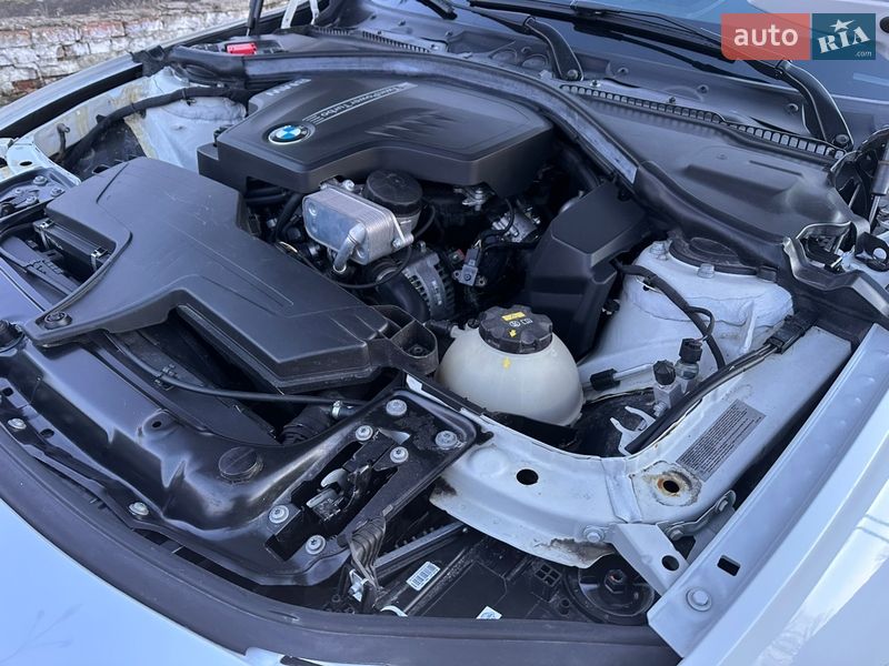 Седан BMW 3 Series 2015 в Новоднестровске