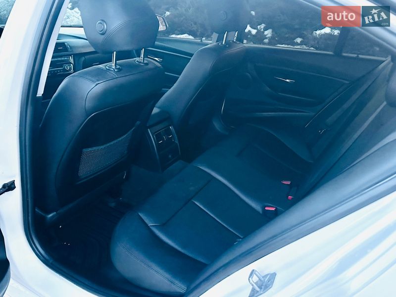 Седан BMW 3 Series 2018 в Белой Церкви