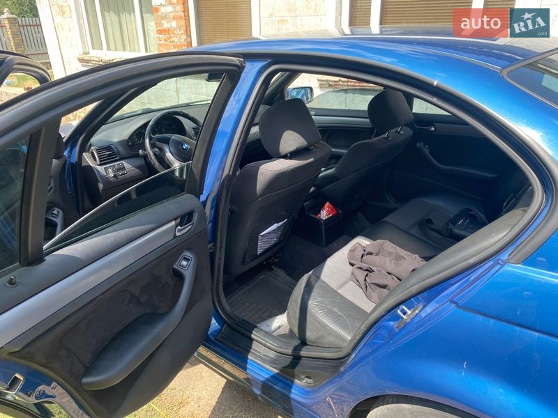 Седан BMW 3 Series 2001 в Первомайске