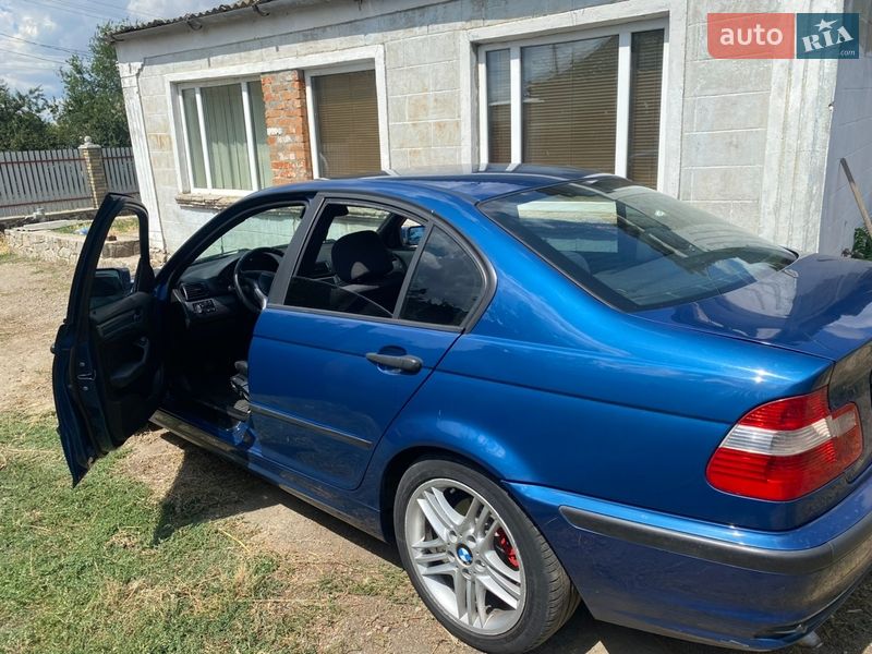 Седан BMW 3 Series 2001 в Первомайске