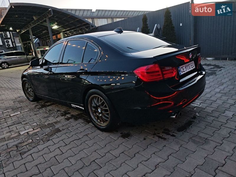 Седан BMW 3 Series 2014 в Черновцах