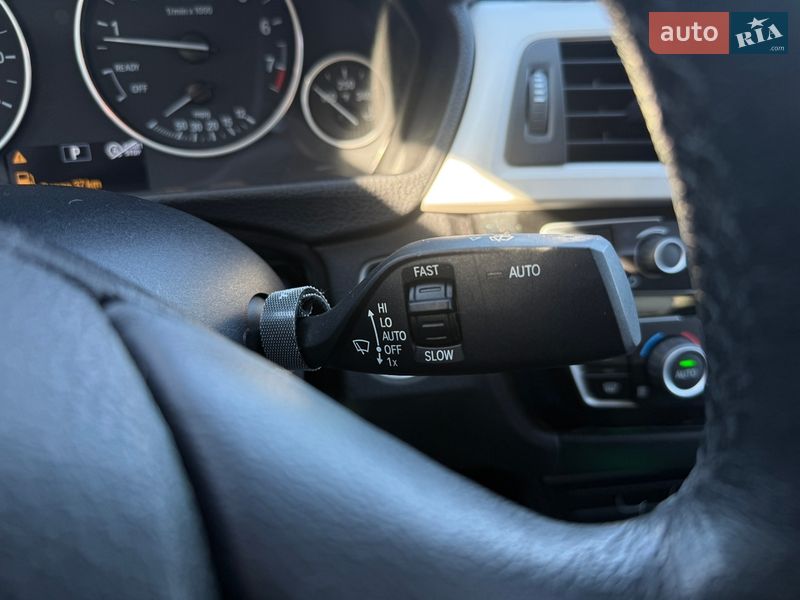 Седан BMW 3 Series 2018 в Житомире