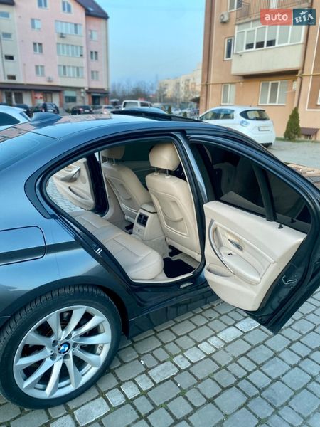 Седан BMW 3 Series 2012 в Мукачево