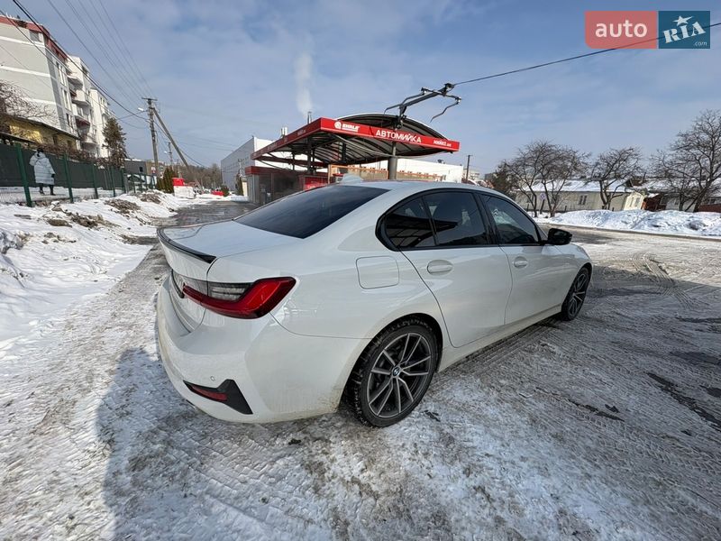 Седан BMW 3 Series 2020 в Львове