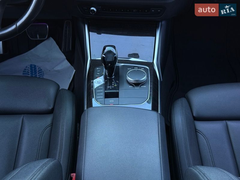 Седан BMW 3 Series 2019 в Виннице
