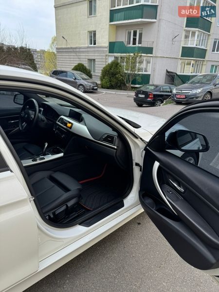 Седан BMW 3 Series 2013 в Ровно