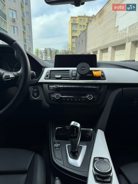 Седан BMW 3 Series 2013 в Ровно