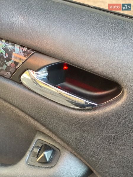 Универсал BMW 3 Series 2003 в Березному