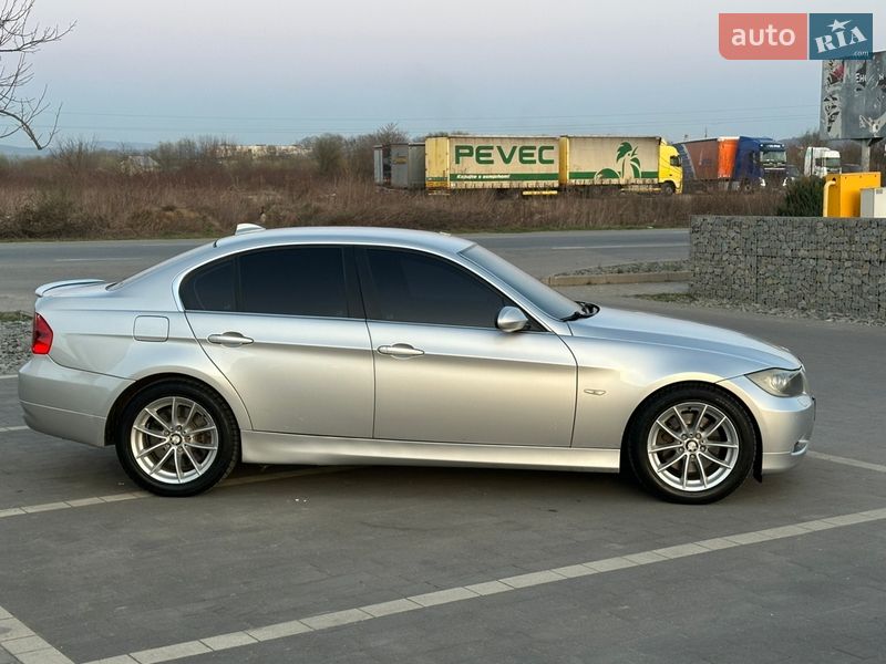 Седан BMW 3 Series 2006 в Мукачево