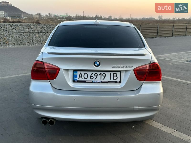 Седан BMW 3 Series 2006 в Мукачево