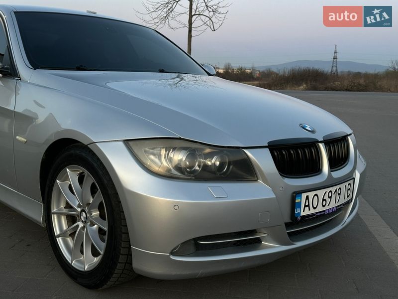 Седан BMW 3 Series 2006 в Мукачево