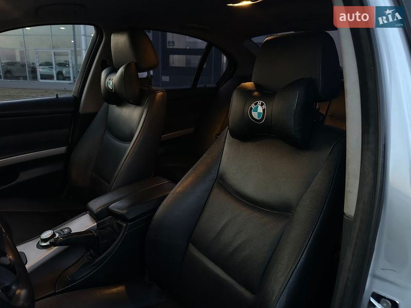 Седан BMW 3 Series 2006 в Мукачево