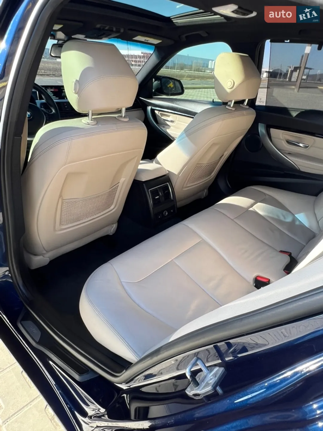 2016 BMW 3er - мініатюра 10
