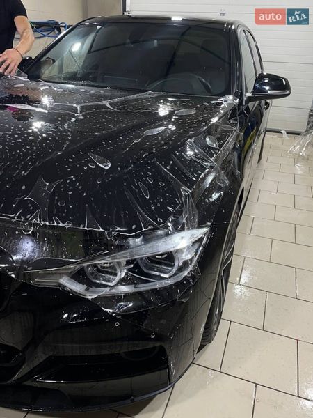 Седан BMW 3 Series 2018 в Одесі