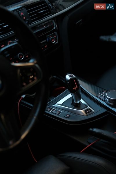 Седан BMW 3 Series 2018 в Одесі